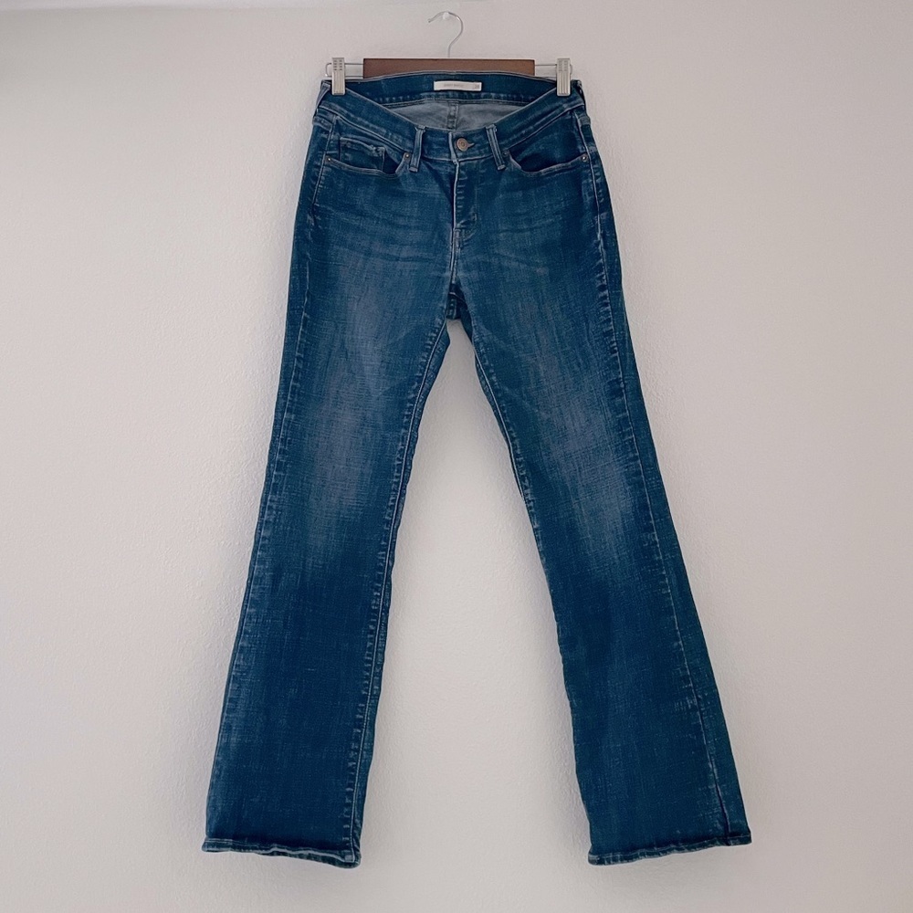 Levi’s Mid Rise Curvy Bootcut Jeans